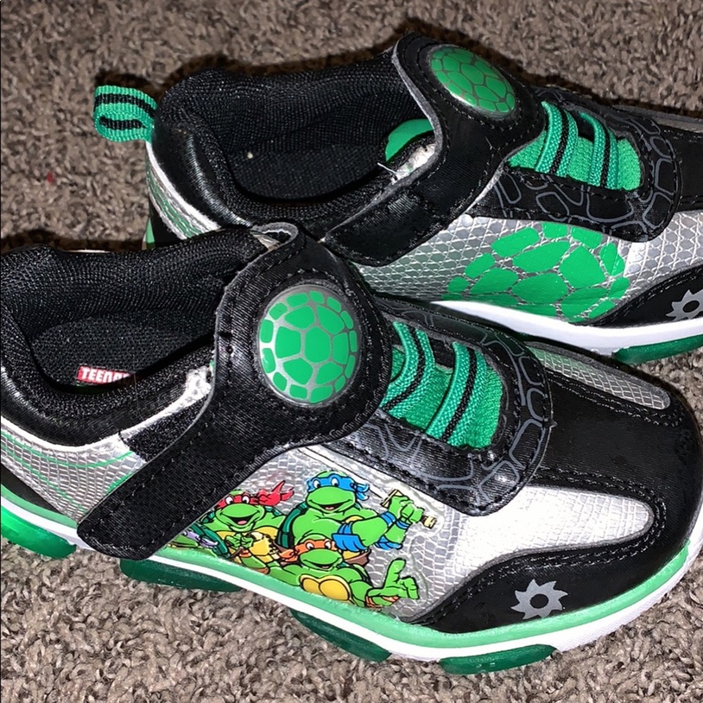 Teenage Mutant Ninja Turtle sneakers toddler